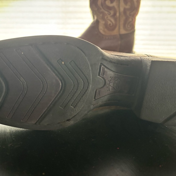 Ariat boots - Picture 5 of 6